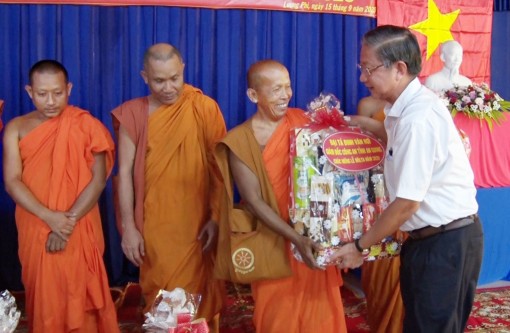 Tri Tôn tổ chức lễ Sene Dolta an toàn, tiết kiệm