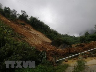 Mưa lớn gây một số thiệt hại tại Lào Cai, vùng núi chuyển rét hại