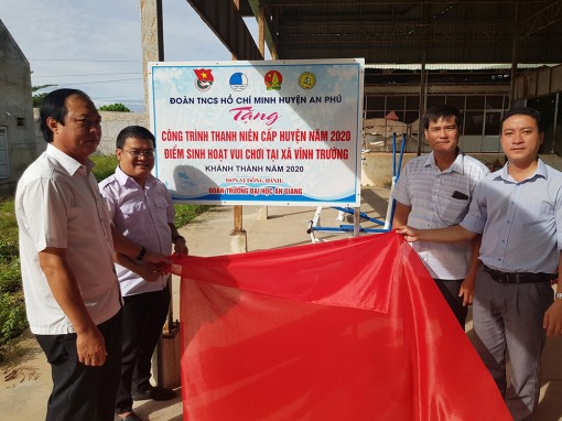 Thêm điểm sinh hoạt vui chơi cho thiếu nhi xã vùng biên