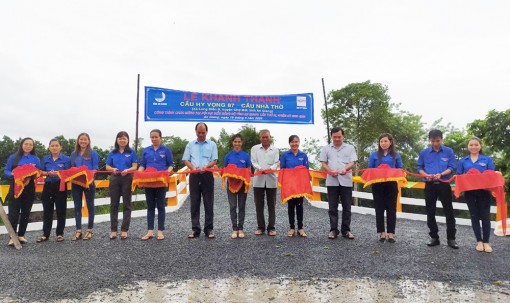 Khánh thành  3 cây cầu Hy vọng ở Chợ Mới và Thoại Sơn