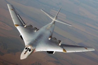 Máy bay ném bom siêu thanh Nga đạt kỷ lục chuyến bay thẳng dài nhất