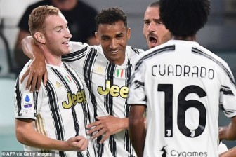 C.Ronaldo rực sáng, Juventus đại thắng trận ra quân ở Serie A