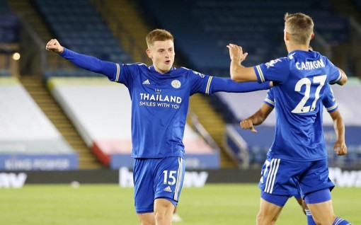 Thắng Burnley 4-2, Leicester tiếp tục bay cao