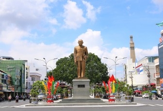 Long Xuyên rực rỡ cờ hoa chào mừng Đại hội đại biểu Đảng bộ tỉnh An Giang lần thứ XI (nhiệm kỳ 2020 -2025)