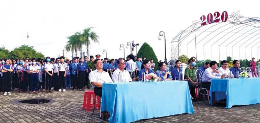 Châu Đốc: Phát động hưởng ứng “Chiến dịch làm cho thế giới sạch hơn năm 2020”