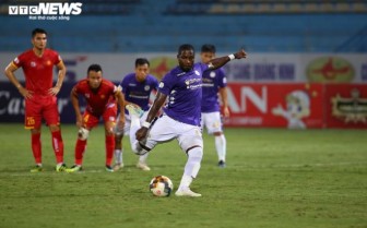 Rimario đá hỏng phạt đền, Hà Nội FC để đội bóng bầu Đệ cầm chân ở Hàng Đẫy