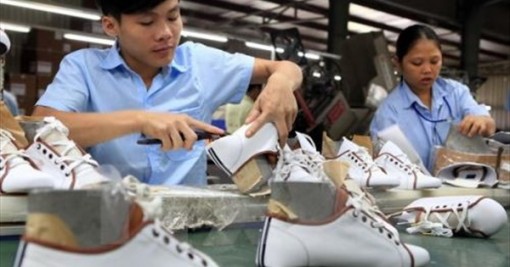Công nghiệp hỗ trợ - ‘chìa khóa’ để ngành da giày hội nhập