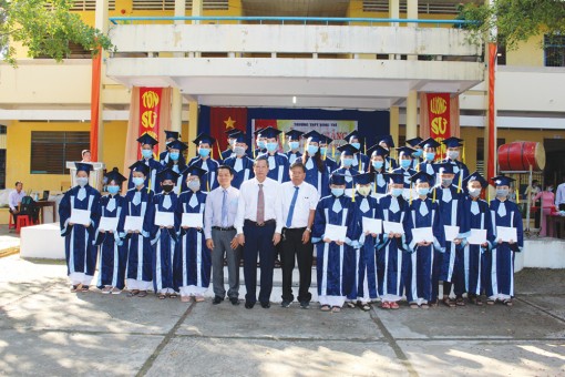 10 năm vận động và trao yêu thương