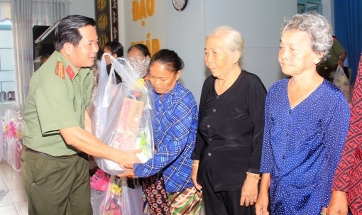 Công an tỉnh An Giang – Ban Trị sự Trung ương Giáo hội Phật giáo Hòa Hảo: Ký kết quy chế phối hợp 2 AN