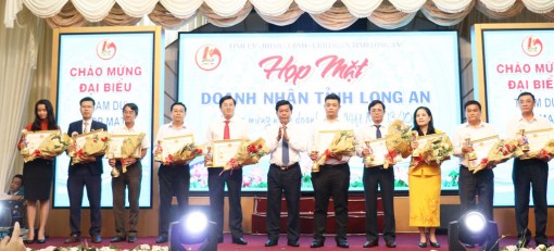 Họp mặt doanh nhân tỉnh Long An