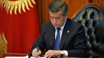 Tình hình căng thẳng, Tổng thống Kyrgyzstan cảnh báo nguy cơ mất nước