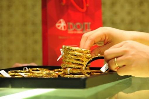 Giá vàng hôm nay 10-10: Tình thế khó lường, tiếp tục tăng