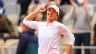 Tay vợt tuổi teen Iga Swiatek đăng quang Roland Garros 2020