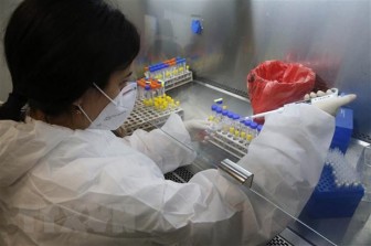 Israel lên kế hoạch thử nghiệm vắcxin phòng COVID-19 trên người