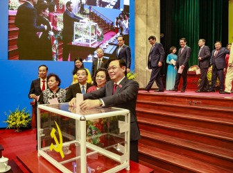 Thống nhất bầu 71 đồng chí vào Ban Chấp hành Đảng bộ TP Hà Nội khóa XVII