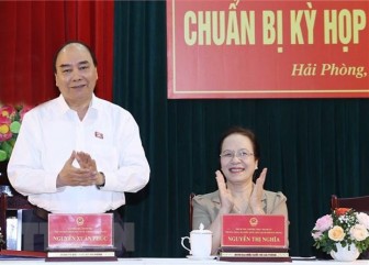 Thủ tướng Nguyễn Xuân Phúc: Việt Nam lần đầu xuất siêu trên 17 tỷ USD