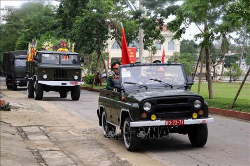 Vụ sạt lở tại Thủy điện Rào Trăng 3: Đưa tiễn các liệt sĩ về với đất mẹ