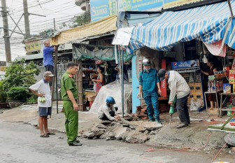 Châu Phú lập lại trật tự lòng, lề đường vỉa hè