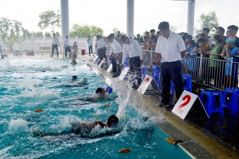 Tăng cường công tác phổ cập bơi cho trẻ em