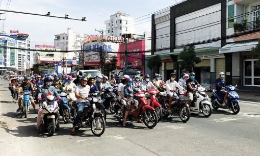 Đeo khẩu trang phòng, chống dịch bệnh