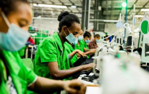 ILO kêu gọi ngành may mặc hỗ trợ người lao động giữa dịch COVID-19