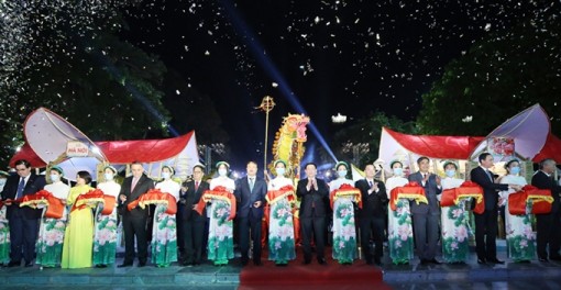 Khai mạc tuần hàng "Made in Vietnam - Tinh hoa Việt Nam"