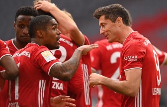 Bundesliga: Bayern tiếp tục 'hủy diệt,' Dortmund thắng derby vùng Ruhr