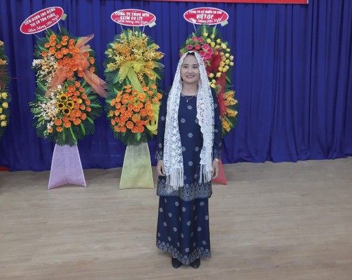 Cô giáo Chăm hết lòng vì trẻ