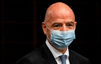 Chủ tịch FIFA Gianni Infantino dương tính với virus SARS-CoV-2