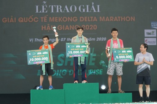 Khoảng 7.200 vận động viên tham gia giải quốc tế Mekong Delta Marathon Hậu Giang năm 2020