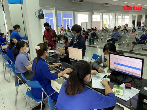 8.000 vé tàu giảm giá đến 50% trong tháng 11 và 12