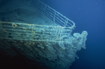 Trải nghiệm thám hiểm xác tàu Titanic dưới đáy đại dương