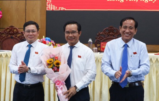 Long An có tân Chủ tịch HĐND, UBND tỉnh
