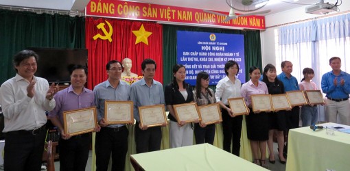 Gần 200 tác phẩm tham gia cuộc thi viết “Cán bộ, đoàn viên Công đoàn ngành y tế An Giang chung tay đẩy lùi COVID-19”