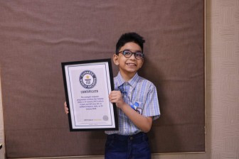 6 tuổi trở thành lập trình viên máy tính trẻ nhất thế giới