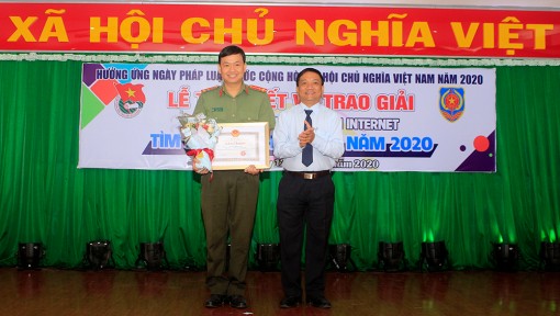 An Giang tổng kết, trao giải Cuộc thi tìm hiểu pháp luật năm 2020 trên Internet