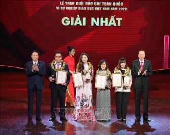 Trao Giải báo chí toàn quốc 'Vì sự nghiệp Giáo dục Việt Nam' năm 2020