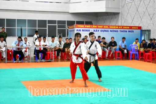 Có 130 võ sĩ tham dự khai mạc Giải vô địch taekwondo tỉnh Sóc Trăng năm 2020