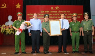 Công an tỉnh An Giang đón nhận thư khen Phó Thủ tướng Chính phủ