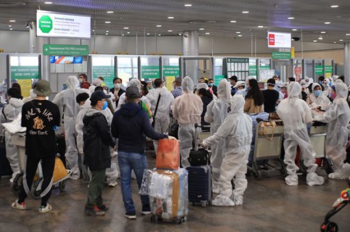 Việt Nam có thêm bốn ca nhập cảnh mới, 18 ca khỏi bệnh