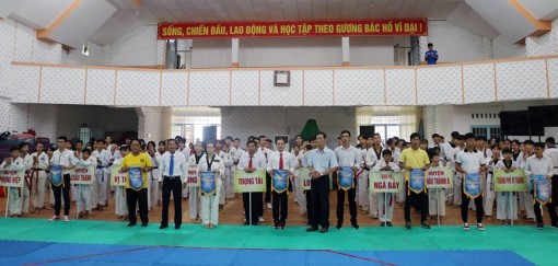 Giải vô địch taekwondo tỉnh Hậu Giang 2020: Hơn 120 vận động viên tham gia