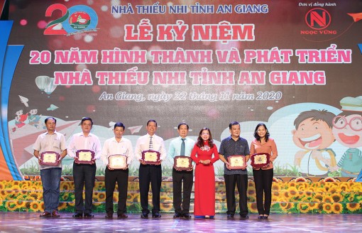 Nhà Thiếu nhi tỉnh An Giang kỷ niệm 20 năm hình thành và phát triển