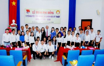 Thông báo "Xét cấp học bổng Y tế Nguyễn Văn Hưởng và học bổng Khoa học- kỹ thuật năm học 2020-2021"
