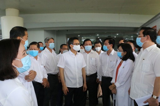 Phó Thủ tướng Vũ Đức Đam kiểm tra công tác phòng, chống Covid-19 tại Long An