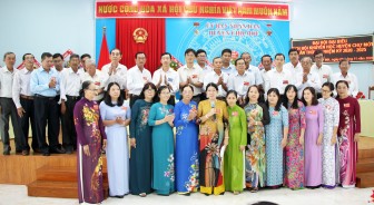 Bà Trần Thị Yến Châu tái cử Chủ tịch Hội Khuyến học huyện Chợ Mới (nhiệm kỳ 2020-2025)