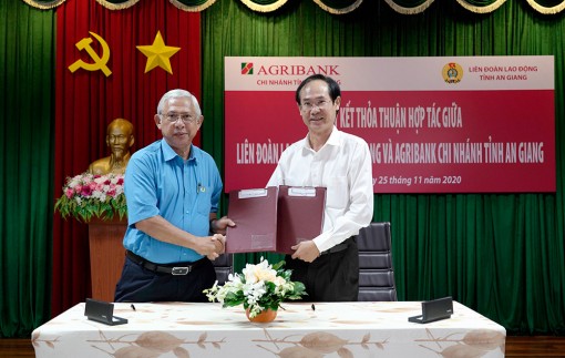 Ký kết “thỏa thuận hợp tác” thực hiện các hoạt động quản lý thu, chuyển trả kinh phí công đoàn