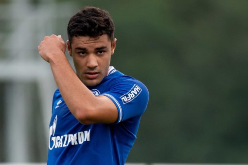 MU ký Varane giá kỷ lục, Inter mua Dybala