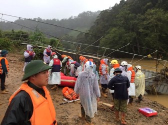 Tìm thấy thi thể các nạn nhân trong vụ lũ cuốn tại Lâm Đồng