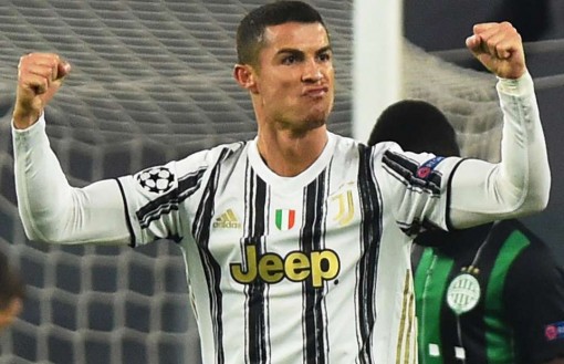Ronaldo chiến thắng Bàn chân vàng 2020
