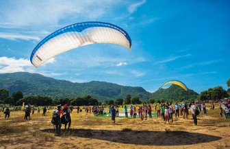 Tri Tôn xúc tiến, quảng bá du lịch và phiên giao dịch việc làm cho người lao động